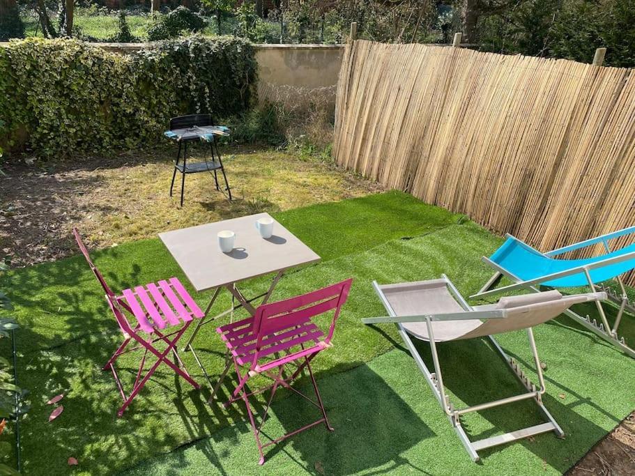 Appartement Cosy Avec Jardin Privatif Et Garage Fontainebleau Eksteriør billede