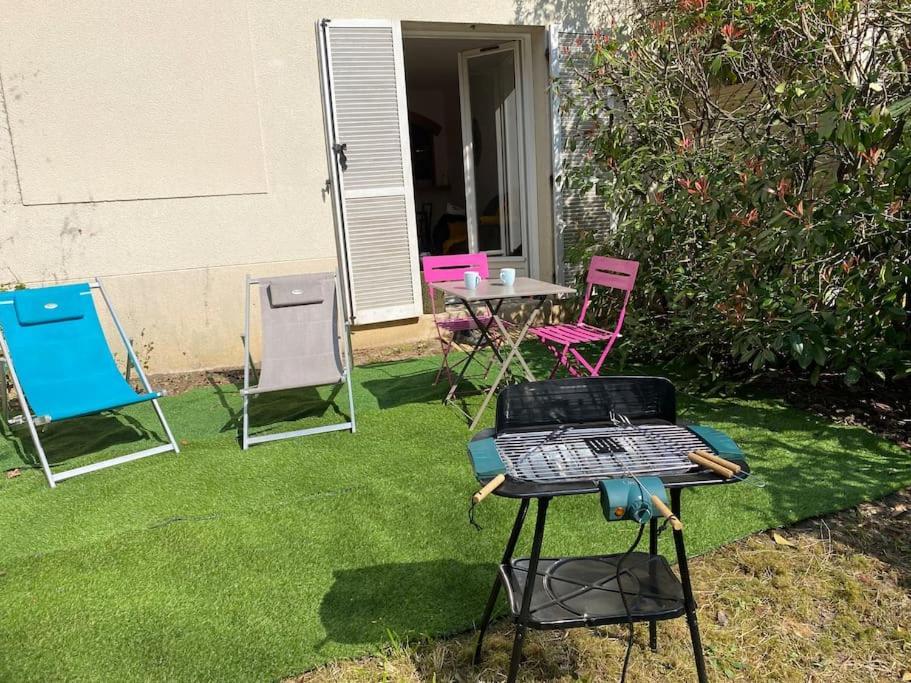 Appartement Cosy Avec Jardin Privatif Et Garage Fontainebleau Eksteriør billede