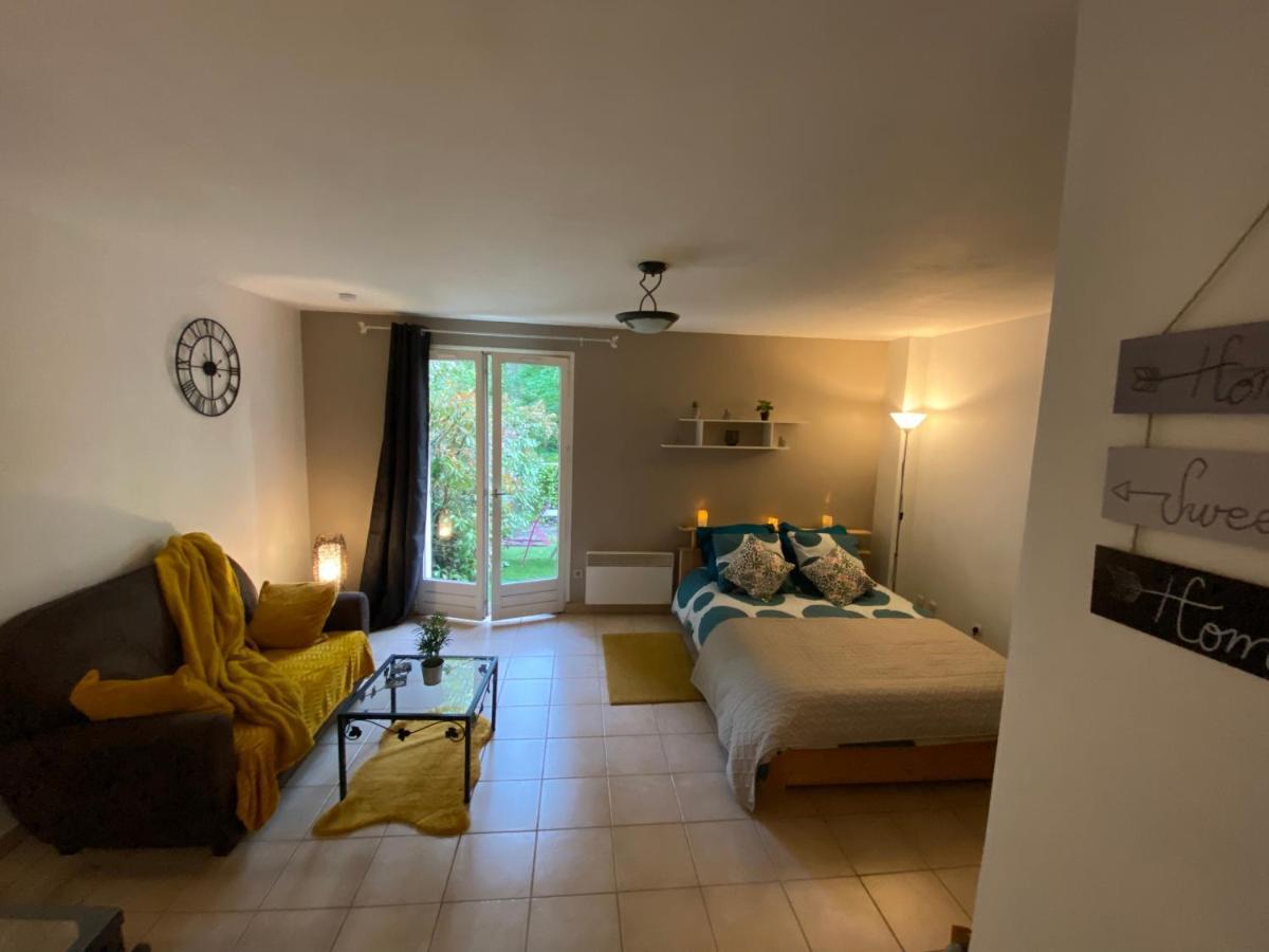 Appartement Cosy Avec Jardin Privatif Et Garage Fontainebleau Eksteriør billede